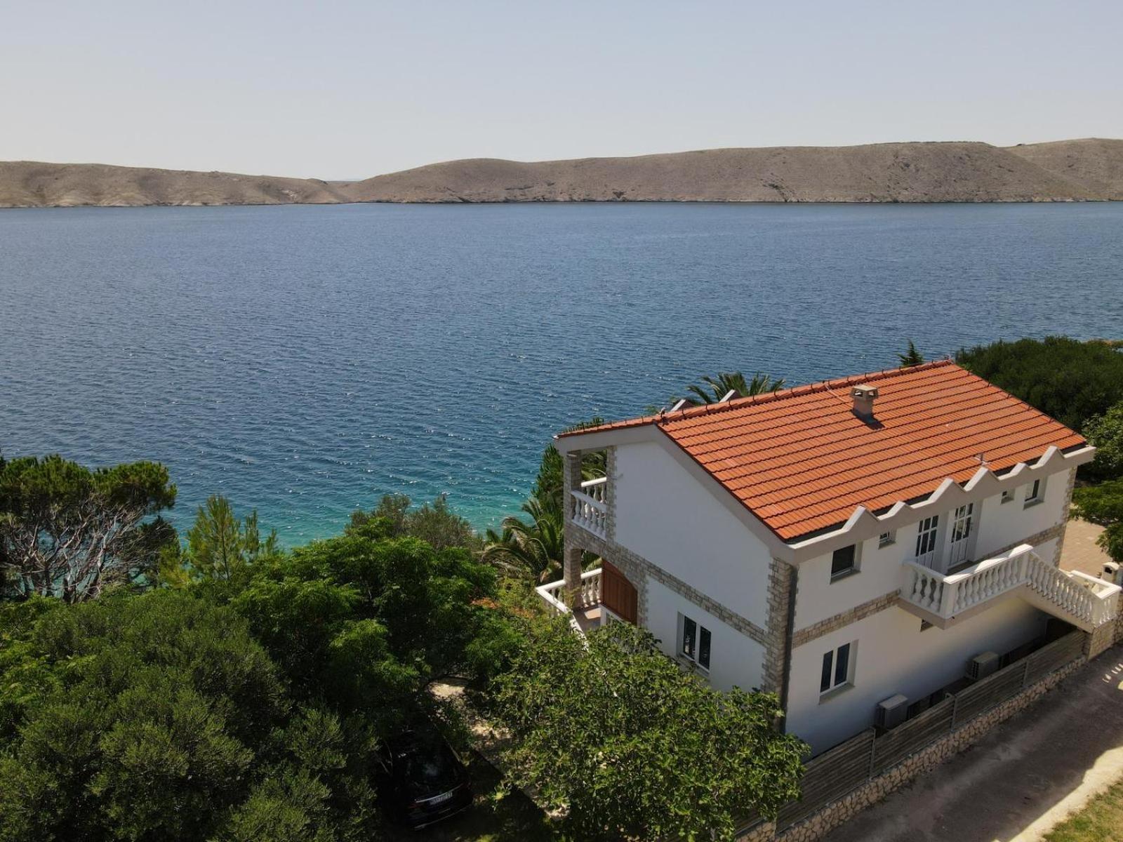Apartments Horvat On Island Pag Vlasici Exterior photo